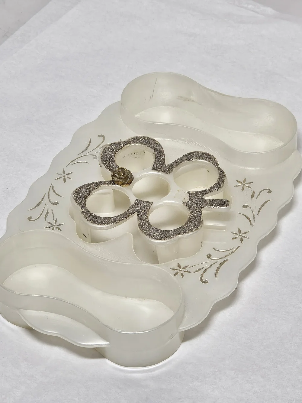 Vintage  White Plastic Vanity Makeup Jewelry Tray with Glitter Accent